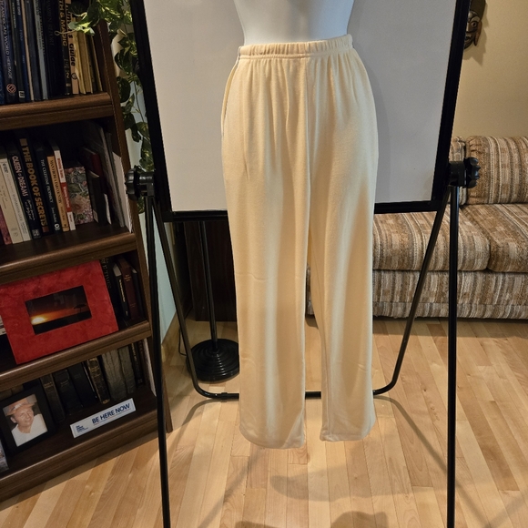 Bocoo pants and shorts. Poly & cotton, size large. Pale yellow with grey piping. - Picture 9 of 16